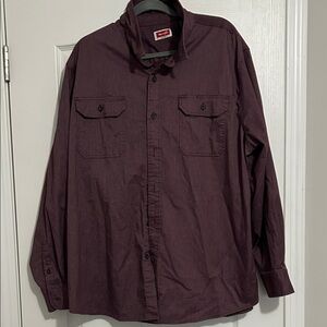 Men’s Wrangler Plum Button-Up Shirt. 2XL